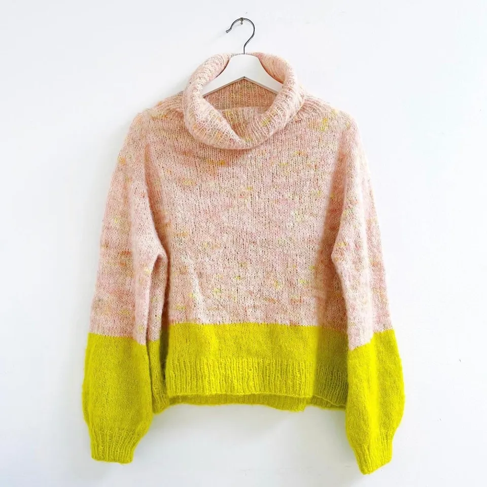 hedgehog-fibres-turtle-pouf-patron-tricot-pull-col-roul image 1