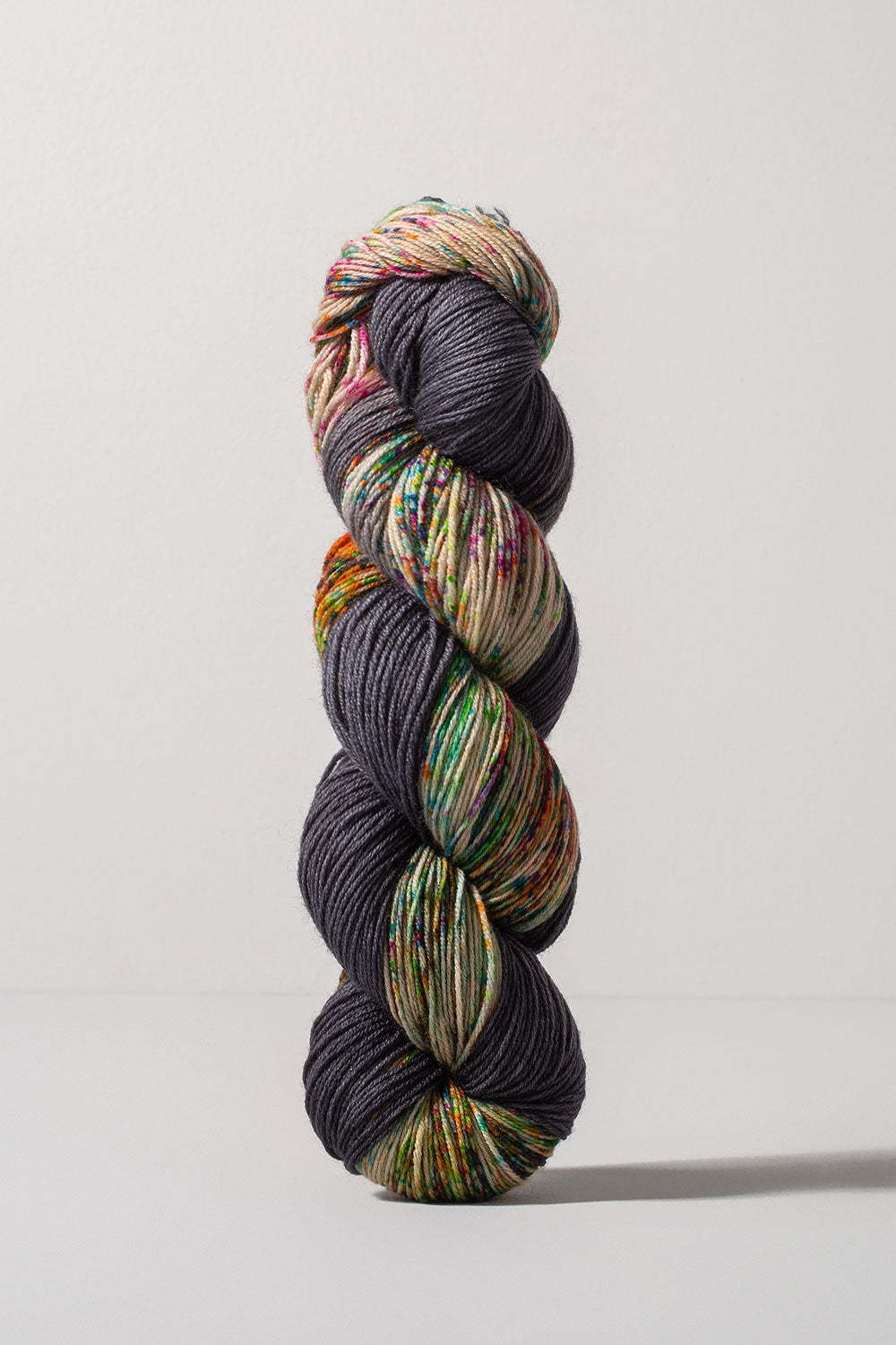 gusto-wool-carmen-1410-fil-tricoter-fingering-mouchet-100-g image 1