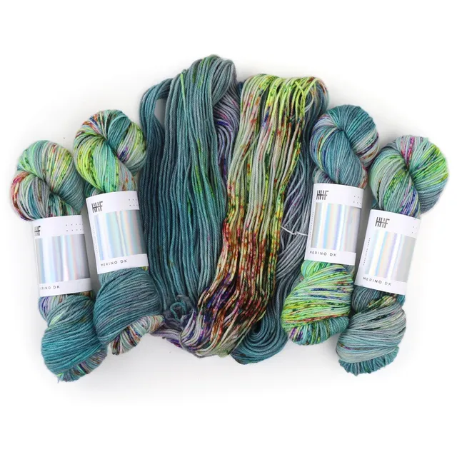 hedgehog-fibres-merino-dk-potluck-3905-fil-m-rinos-100g image 1