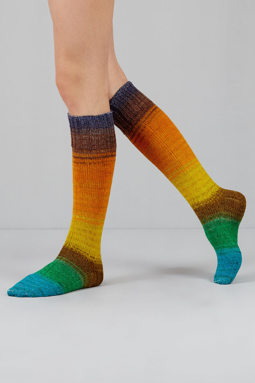 gusto-wool-echoes-1501-fil-tricoter-fingering-d-grad-100g image 2