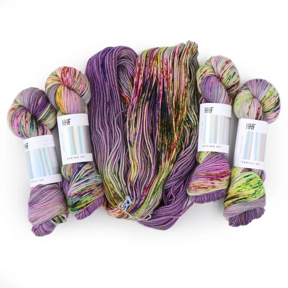 hedgehog-fibres-merino-dk-fil-tricoter-potluck-3904-100g image 1