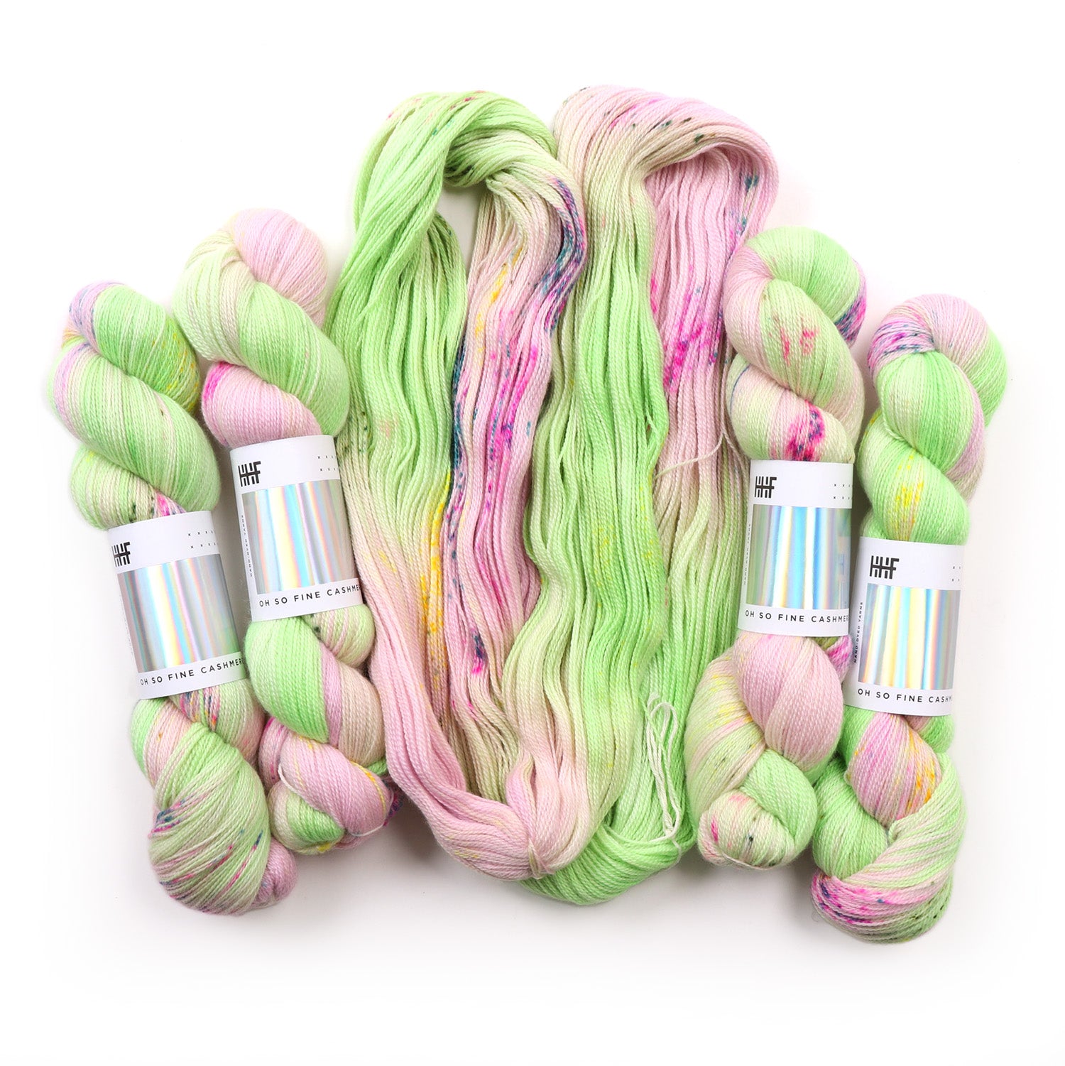 hedgehog-fibres-custom-dye-crocus-fil-tricoter-teint-main image 5