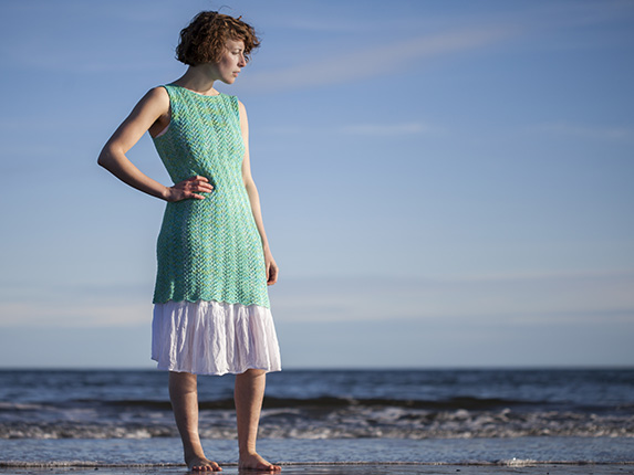 handmaiden-patterns-sea-vines-dress-patron-robe-dentelle-ajour-e image 1