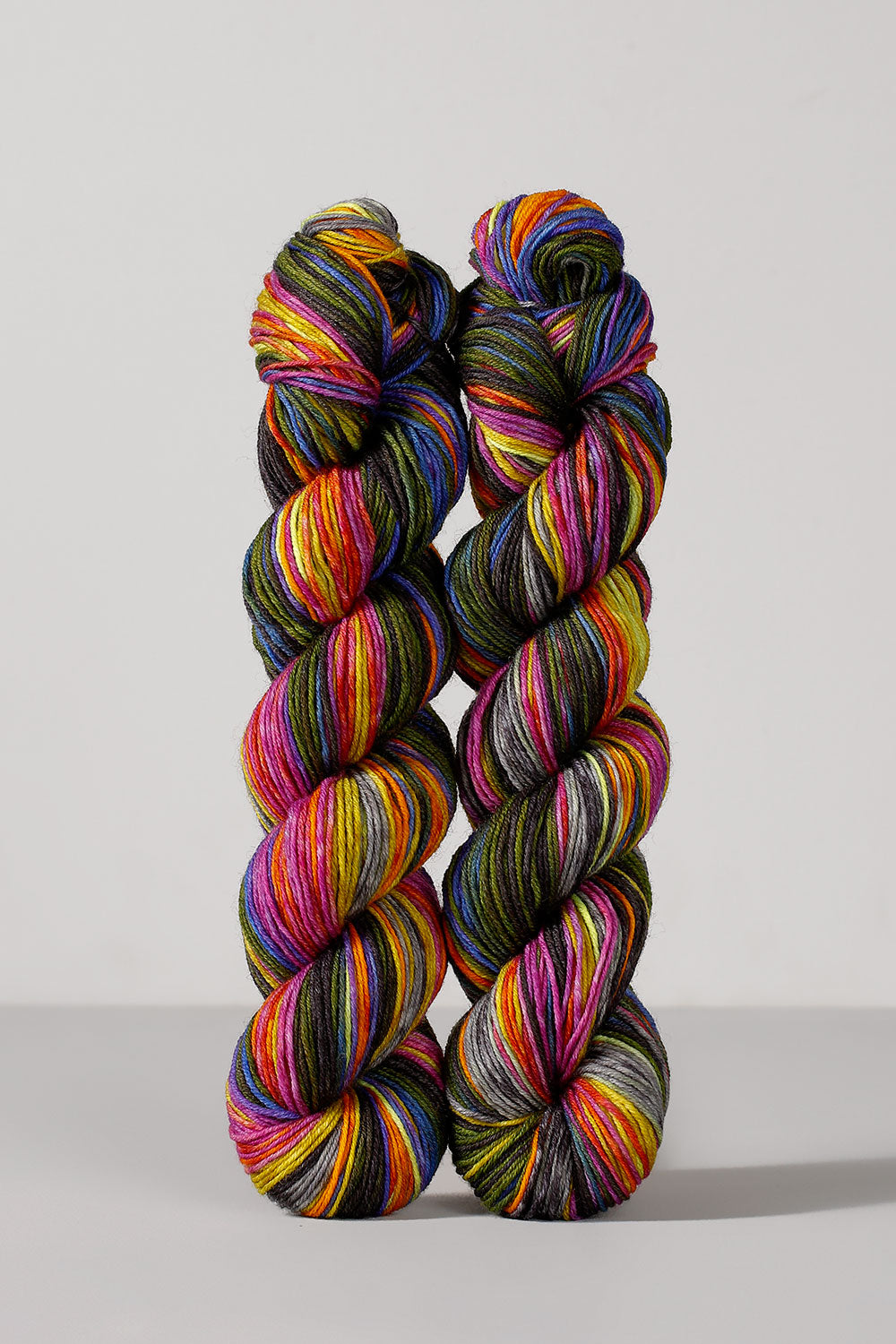 gusto-wool-echoes-1512-fil-tricoter-fingering-d-grad-100g image 1