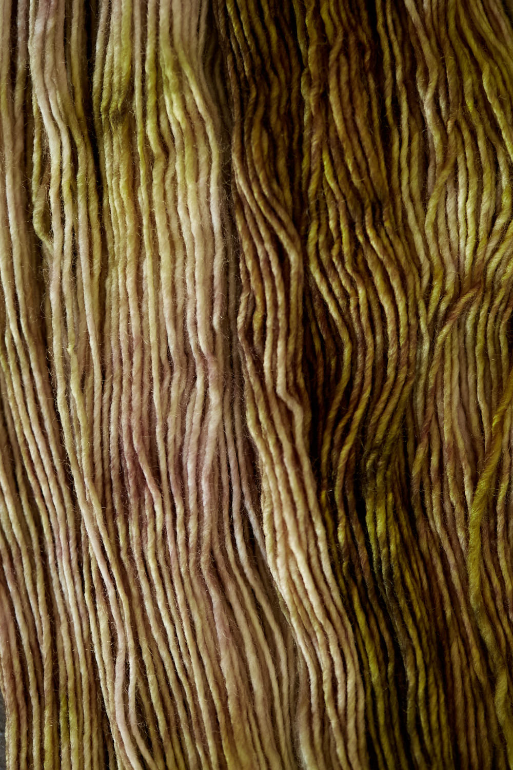 gusto-wool-olio-fil-tricoter-2307-100-m-rinos image 2