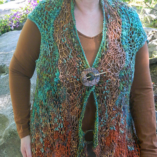 handmaiden-forest-flow-vest-patron-tricot-gilet-femme image 3