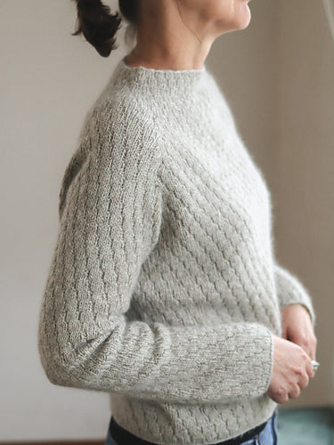 ito-patterns-armor-sweater-patron-pull-top-down-point-relief image 4