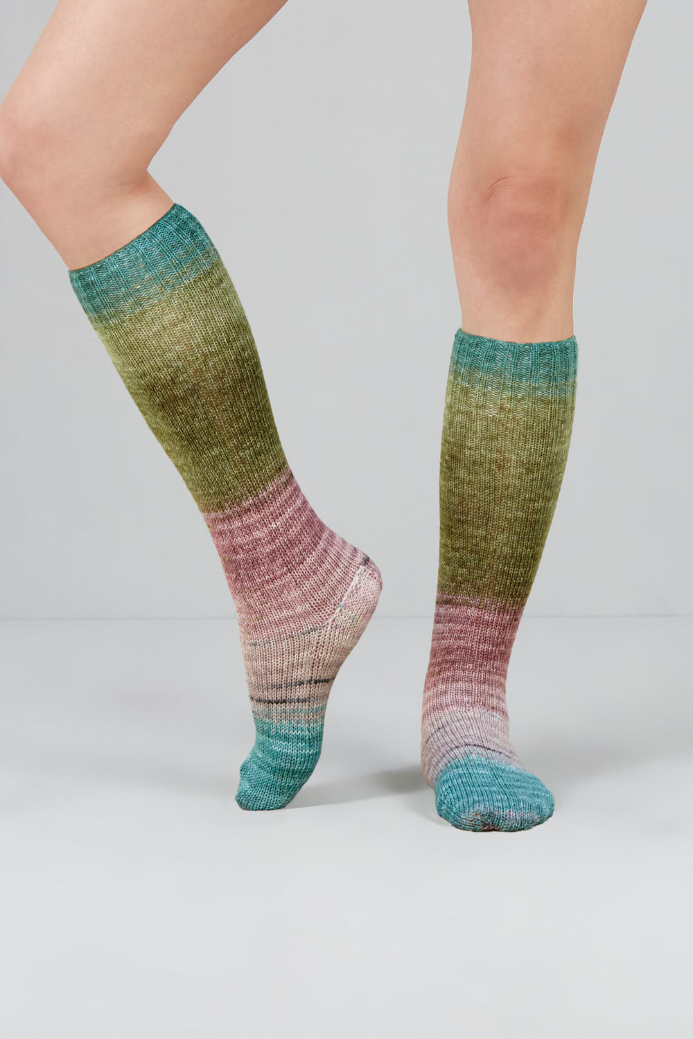 gusto-wool-echoes-fingering-1528-laine-lot-de-5-d-grad image 3