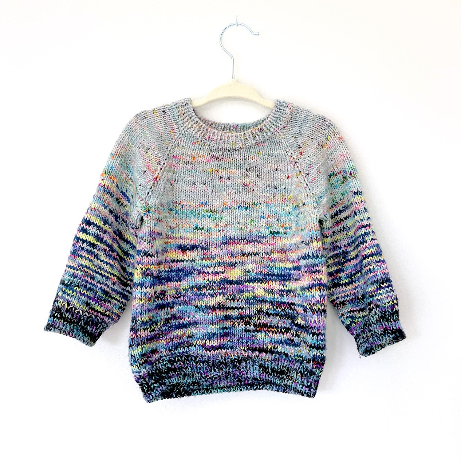 hedgehog-fibres-patterns-patron-thursday-sweater-pull-pdf image 1