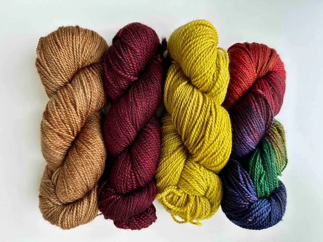 handmaiden-eden-dk-front-country-merino-169118-fil-merino image 1