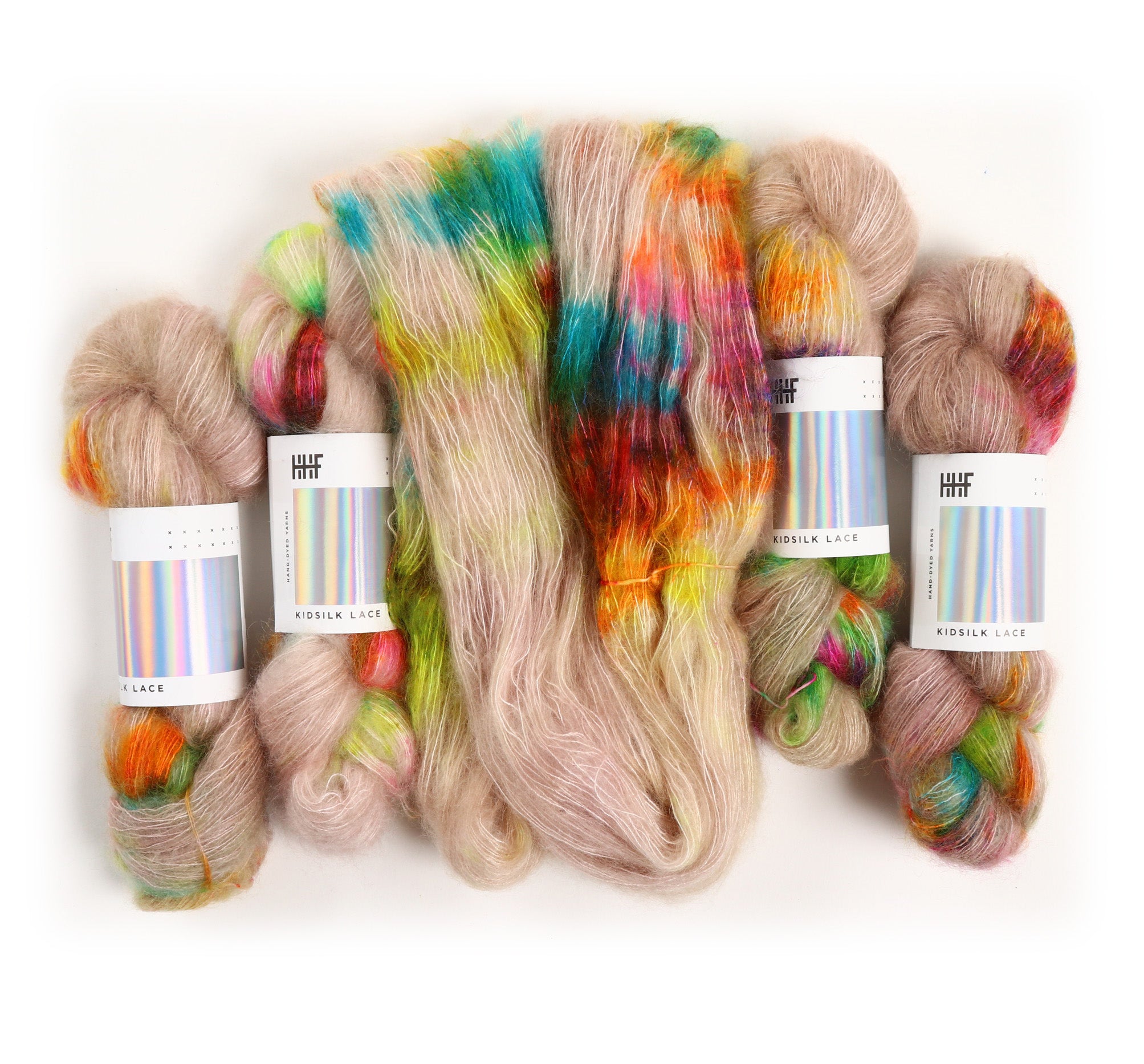 hedgehog-fibres-puffball-custom-dye-order-laine-teinte-main image 4