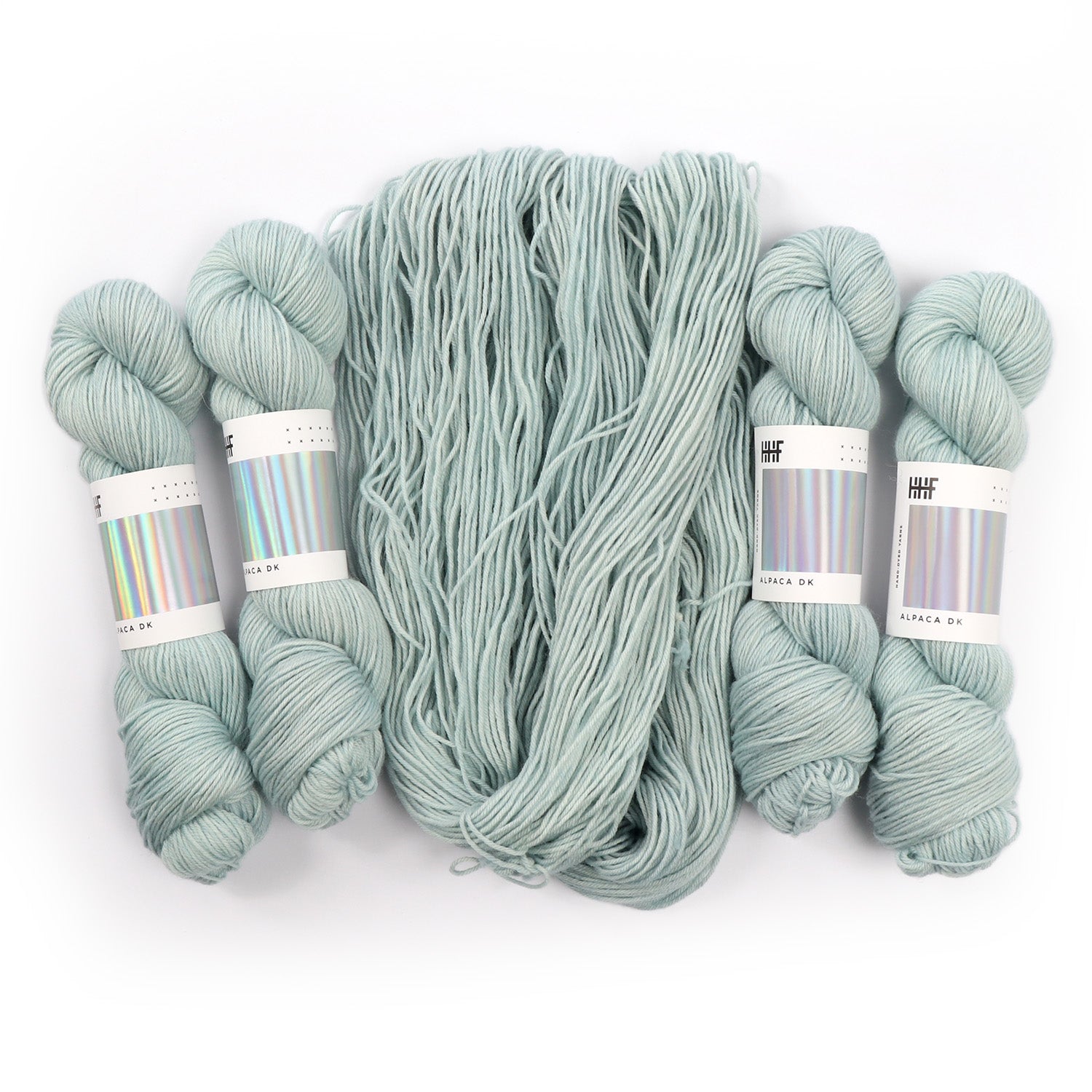 hedgehog-fibres-wisp-sur-commande-laine-teint-main image 3