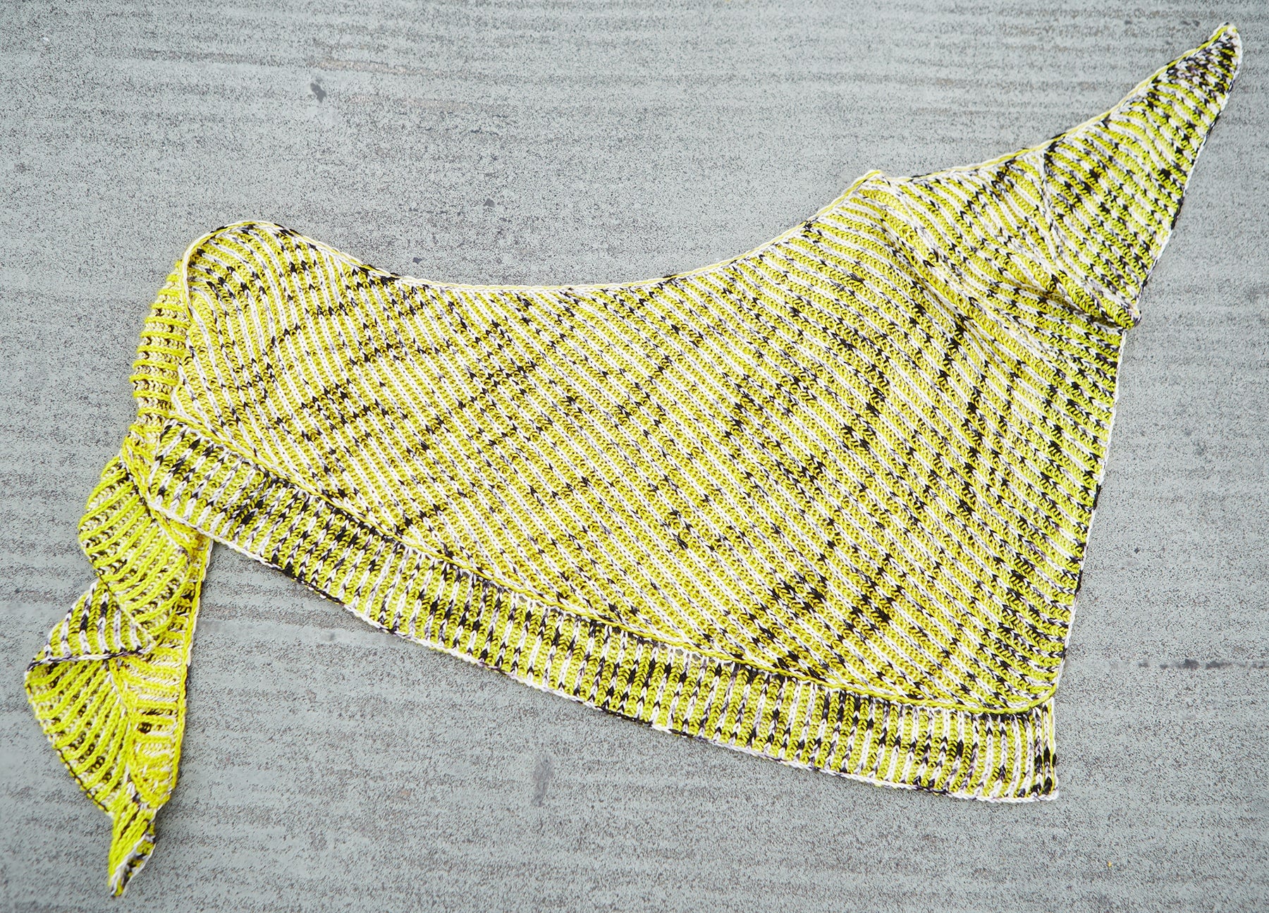 hedgehog-fibres-you-had-me-at-yellow-patron-ch-le-brioche image 2