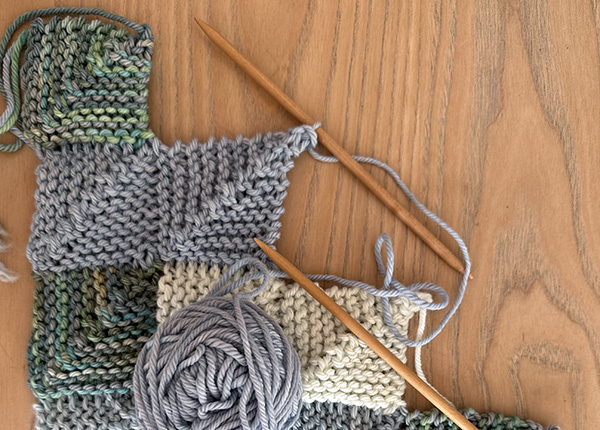 handmaiden-knitting-kits-temperature-blanket-kit-2026-plaid image 5