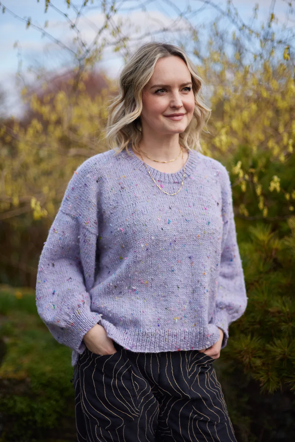 hedgehog-fibres-patterns-cozy-tweedy-patron-tricot-pull-ample image 1