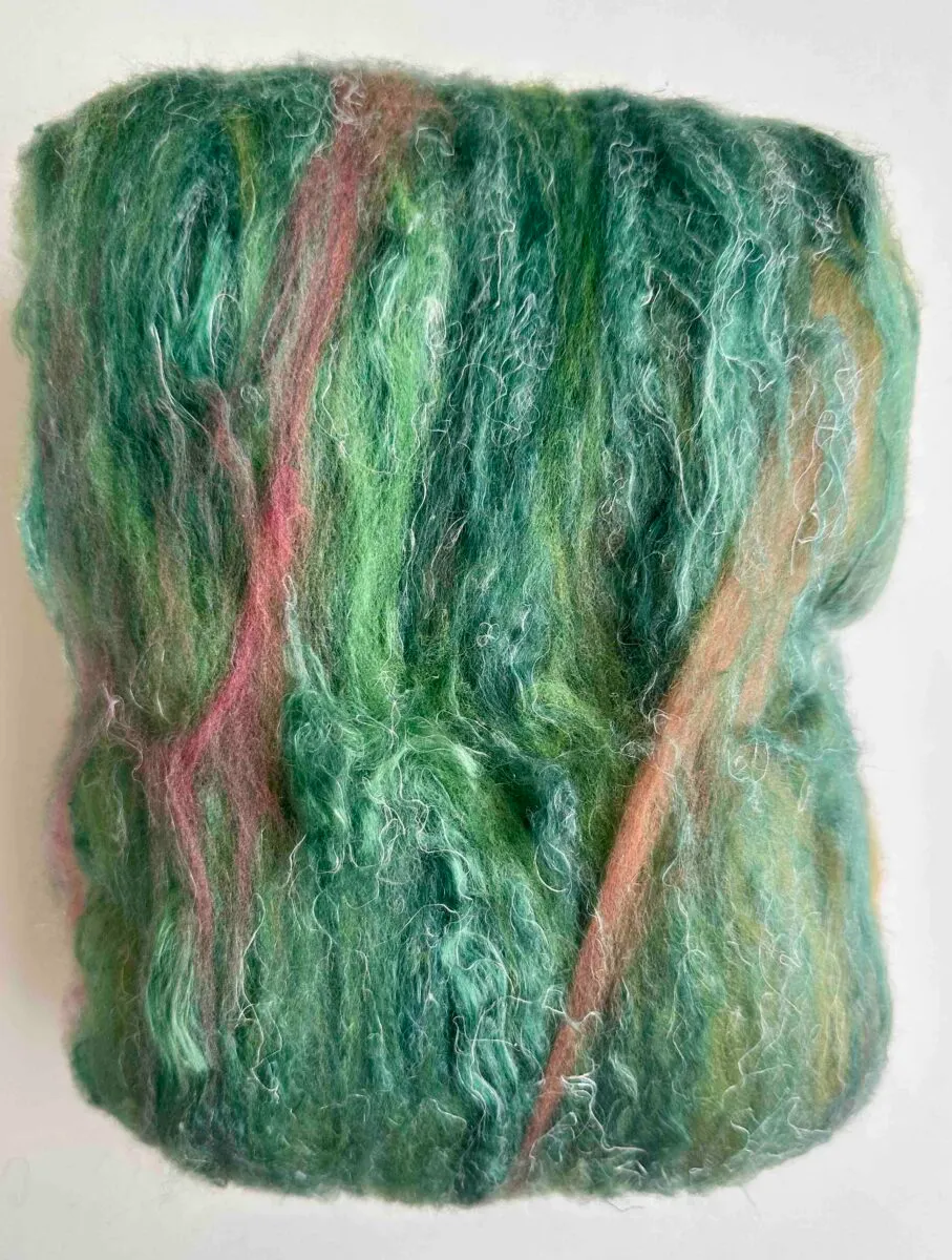 handmaiden-fibres-silk-fibre-batt-167379-nappe-soie-filer image 1