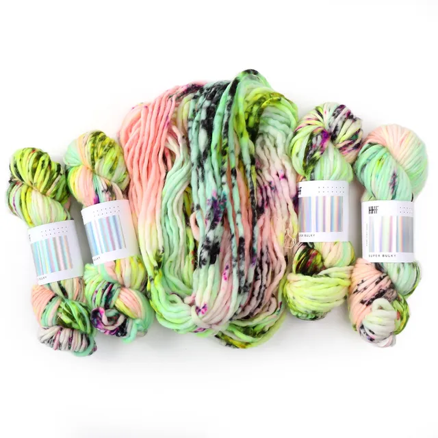 hedgehog-fibres-super-bulky-laine-chrysalis-150g-m-rinos image 1
