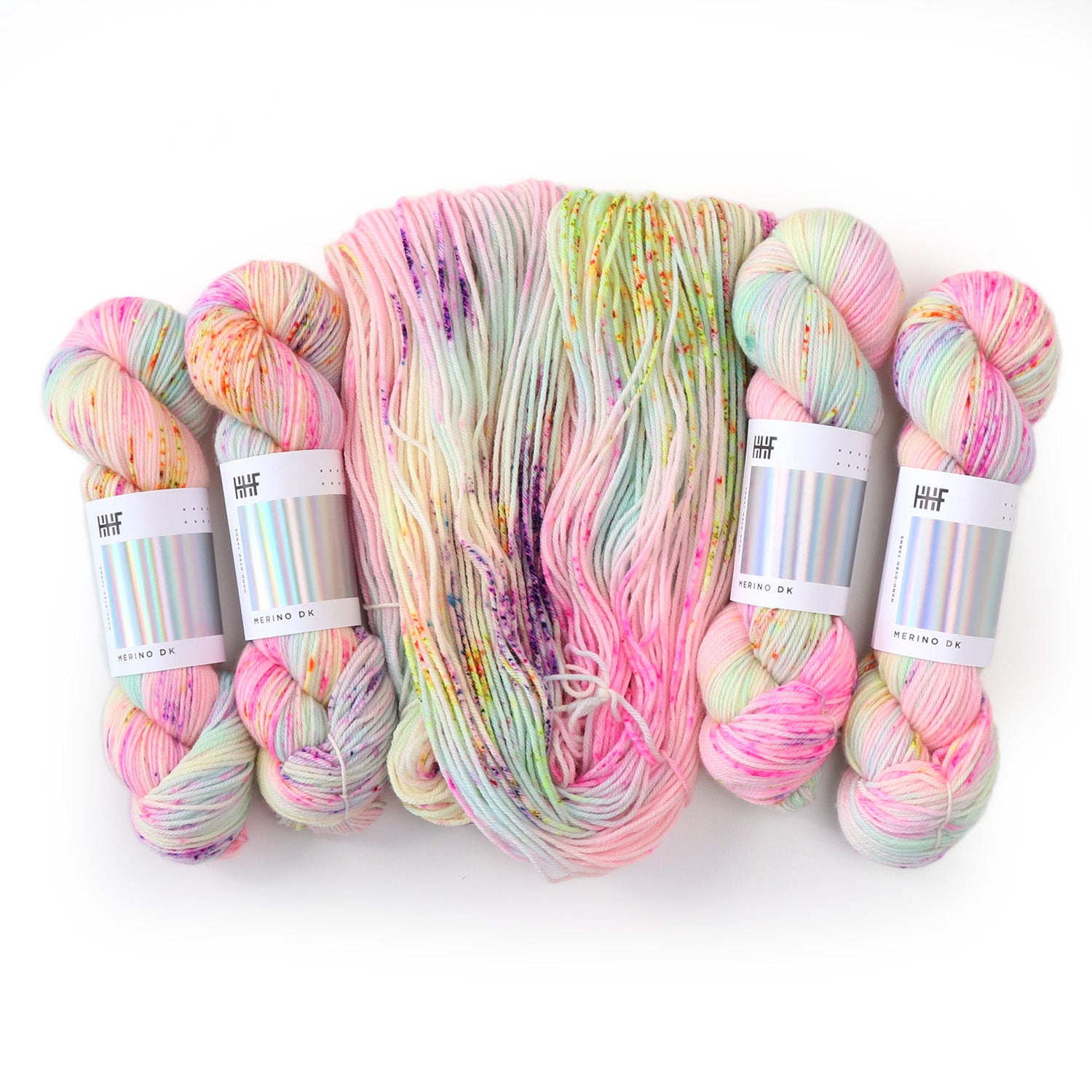 hedgehog-fibres-custom-dye-order-froyo-laine-teinte-main-jaune image 5