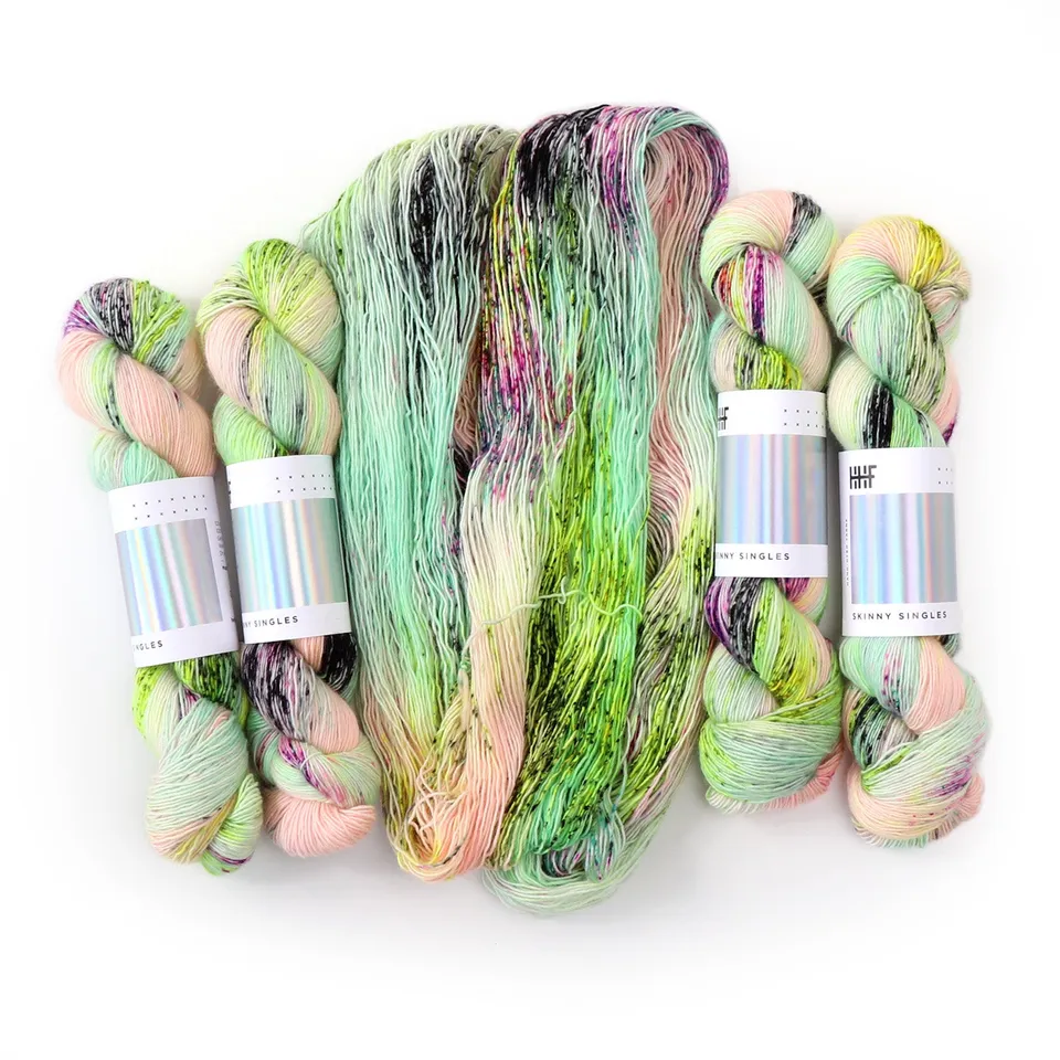 hedgehog-fibres-skinny-singles-fil-chrysalis-100g-m-rinos image 1