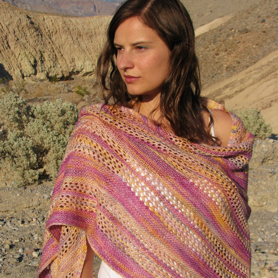 handmaiden-patterns-a-desert-blossom-patron-ch-le-fleur image 3