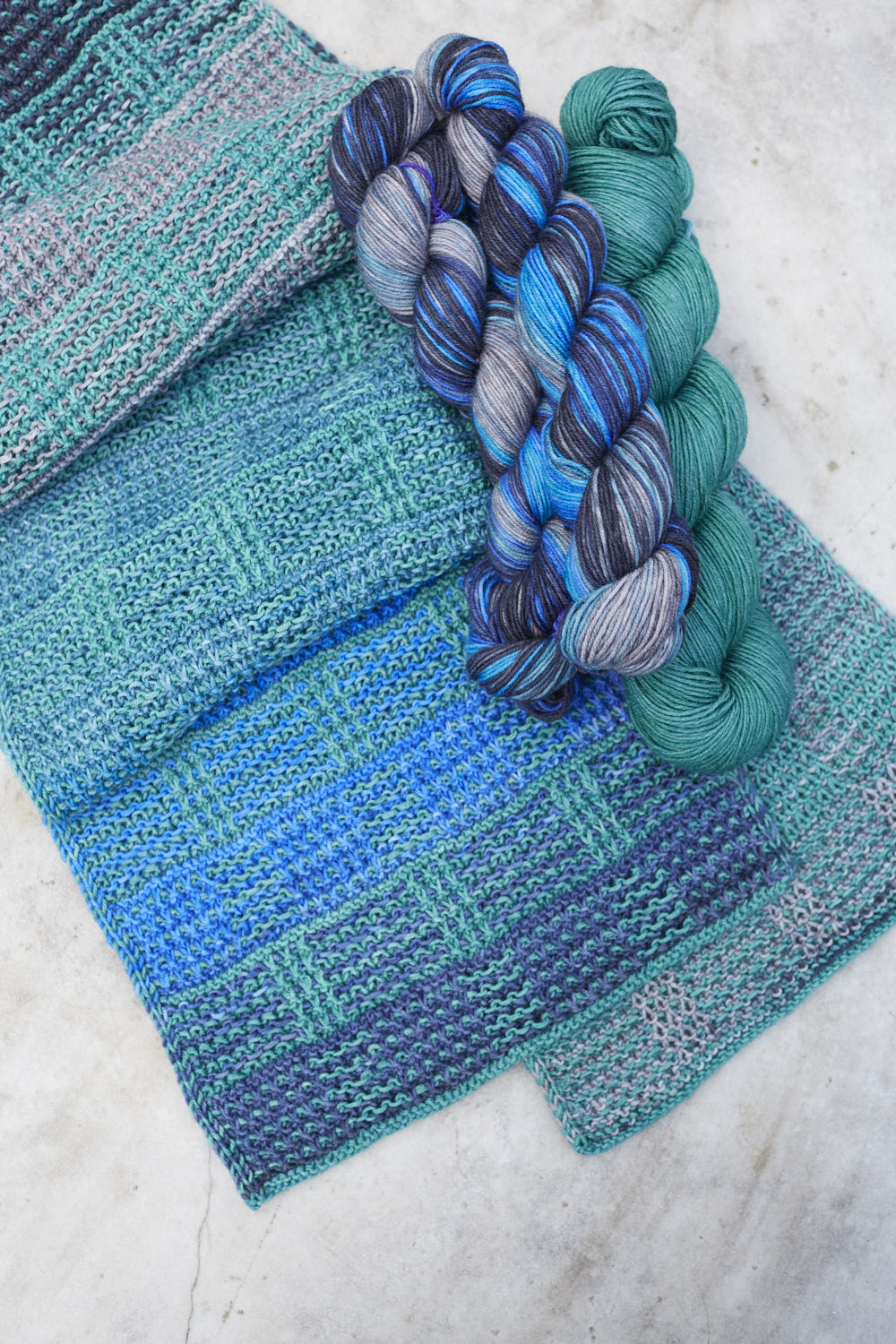 gusto-wool-flannel-patron-charpe-foulard-patron-seul image 3