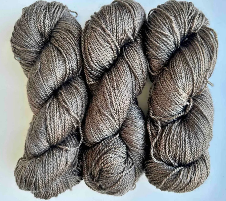 handmaiden-tree-wool-169731-fil-teint-main-ch-le image 1