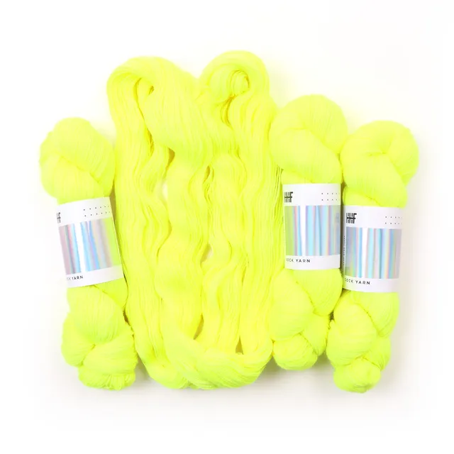 hedgehog-fibres-highlighter-custom-fil-fluo-teint-main image 1