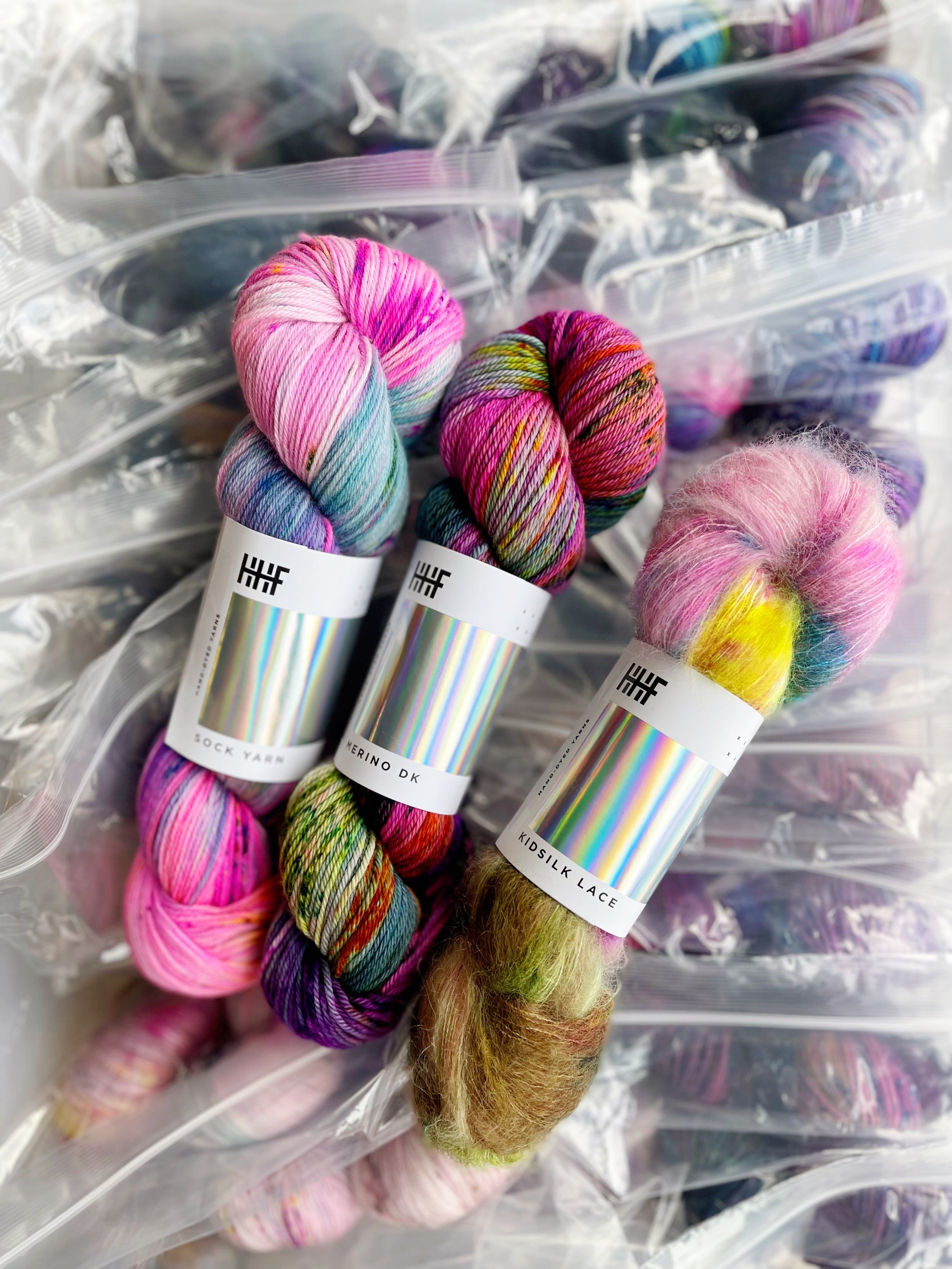 hedgehog-fibres-yarn-sets-lot-lucky-dip-3-cheveaux image 8