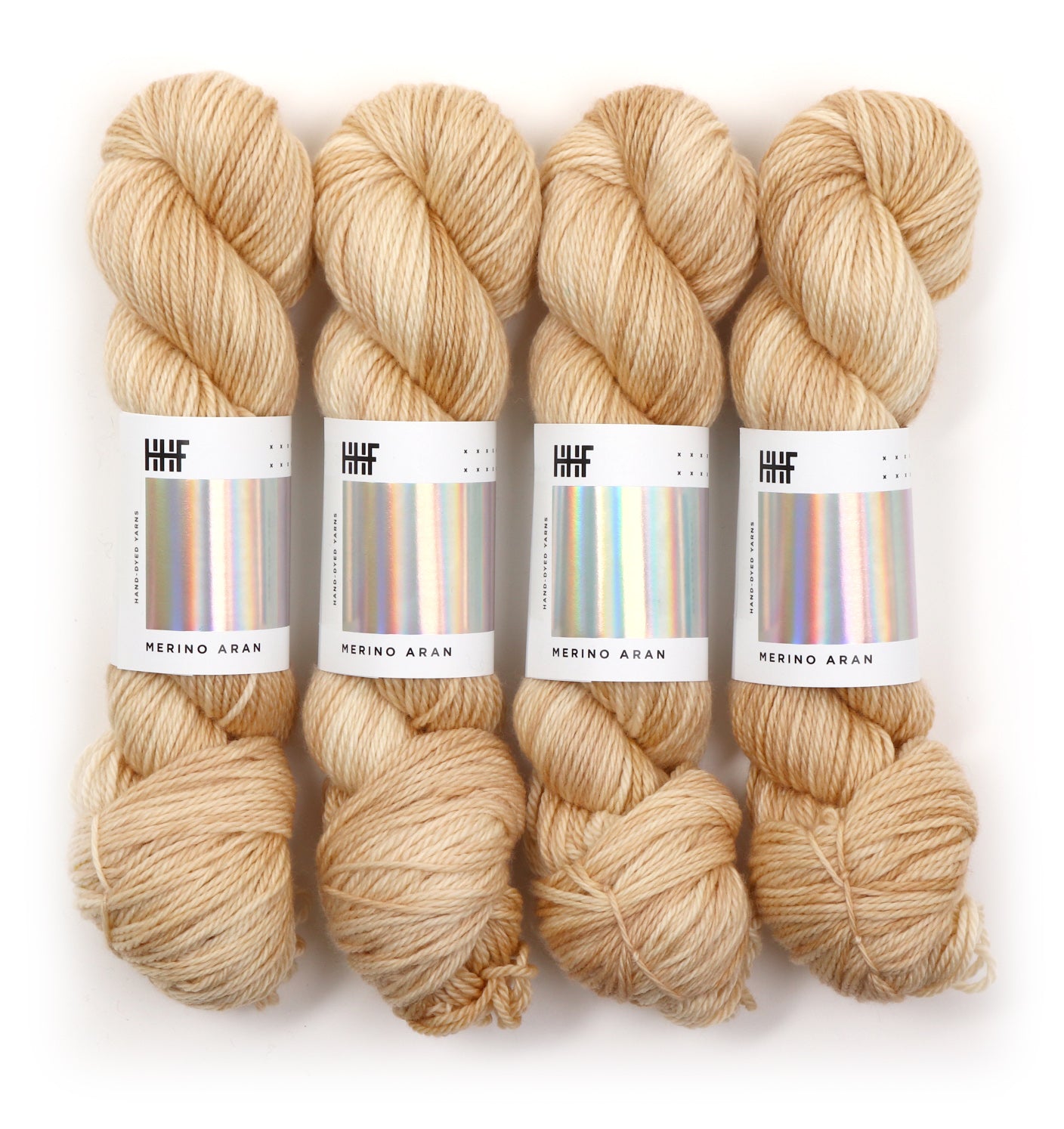hedgehog-fibres-silence-custom-fil-tricoter-teint-main image 3