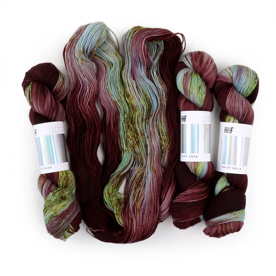 hedgehog-fibres-twist-sock-fil-plume-100g-fingering image 1