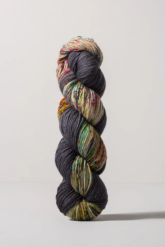 gusto-wool-carmen-1410-fil-tricoter-fingering-mouchet-100-g image 1
