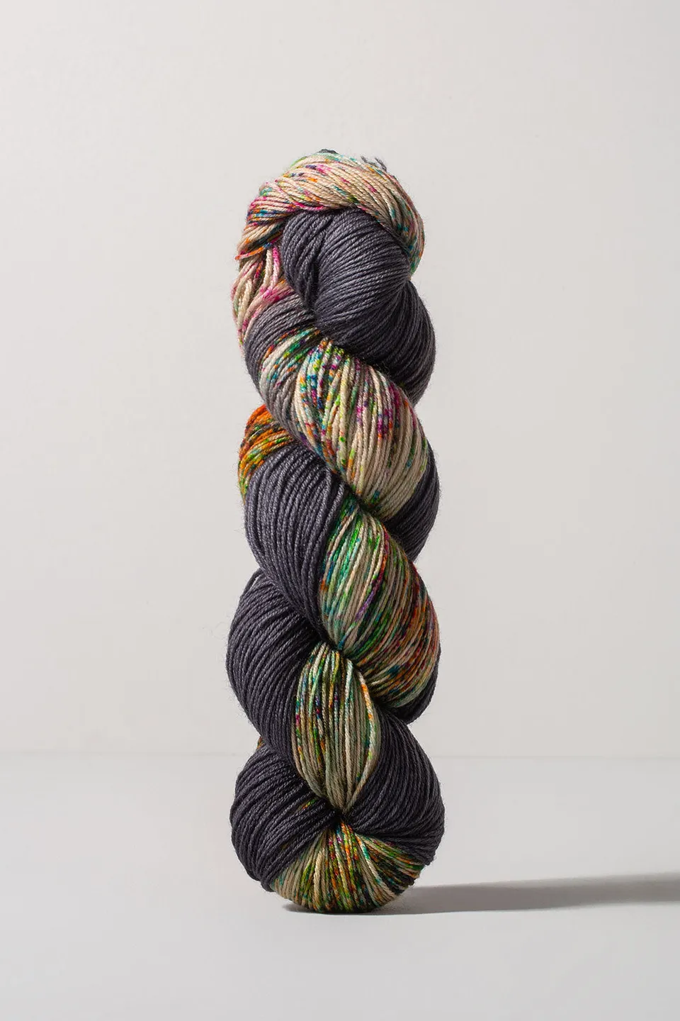 gusto-wool-carmen-1410-fil-tricoter-fingering-mouchet-100-g image 1