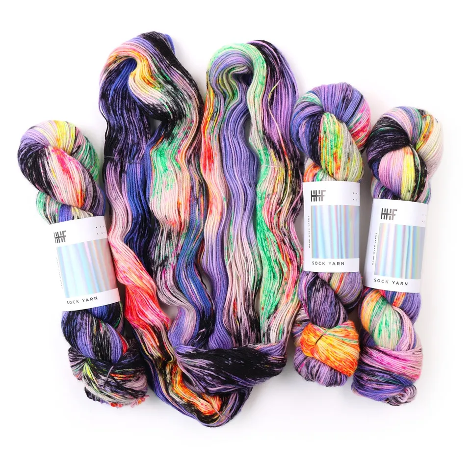 hedgehog-fibres-custom-dye-order-insomnia-laine-teinture-main image 1