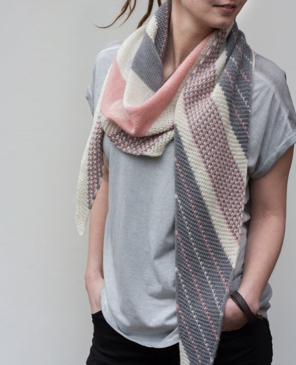 ito-patterns-dot-dot-dot-patron-tricot-ch-le-3-couleurs image 3