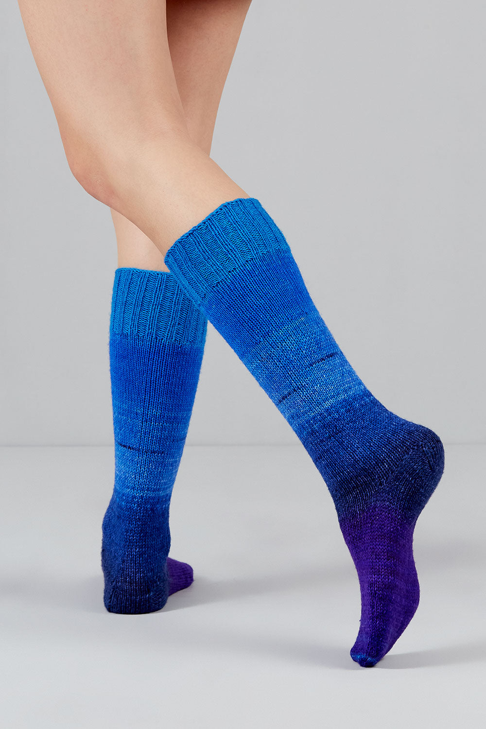 gusto-wool-echoes-1515-fil-fingering-ombr-lot-de-5 image 3