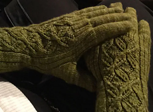 handmaiden-the-lights-of-lothlorien-patron-tricot-ch-le-dentelle image 1